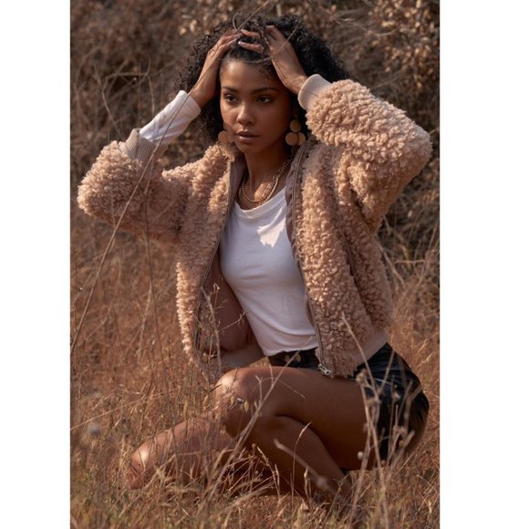 Jackets & Blazers - 🥳 HP Faux Fur Teddy Bear Bomber Jacket NWT